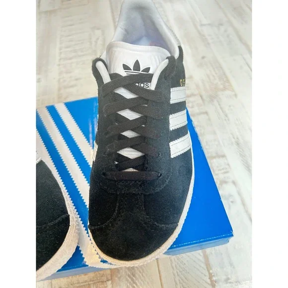 Adidas Gazelle Kids Sneakers Black White Suede Low Top Shoes BB2507 Size 13K - Picture 4 of 10